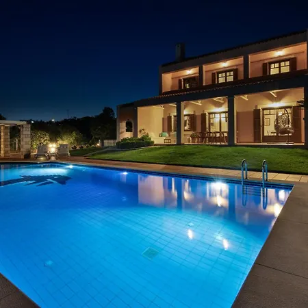 Hilltop Oasis Sea View