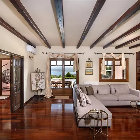Hilltop Oasis Sea View Daire